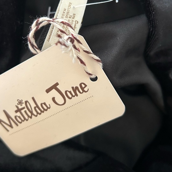 NEW Matilda Jane Holiday Best Big Ruffle Crop Velour Pant Women's Small Black - Picture 5 of 7